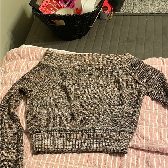 Free People Multicolor Crew Neck Sweater adorable on!!! Hot on!!!! Sexy - Picture 3 of 7